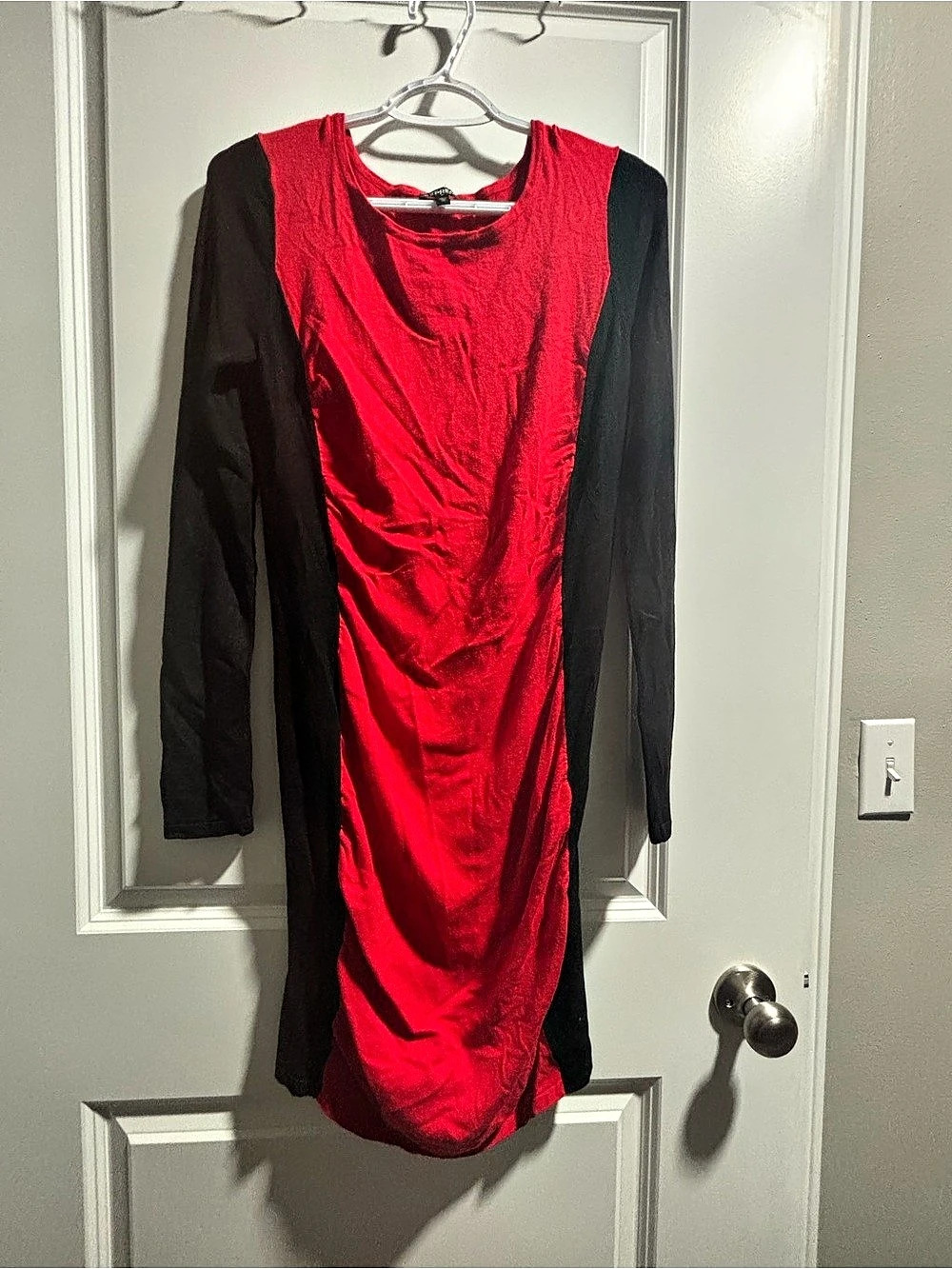 Express Color Block Mini Dress in Red & Black Size Medium